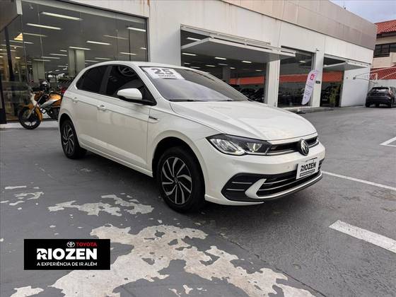 VOLKSWAGEN POLO 1.0 170 TSI HIGHLINE AUTOMÁTICO VOLKSWAGEN POLO 1.0 170 TSI HIGHLINE AUTOMÁTICO